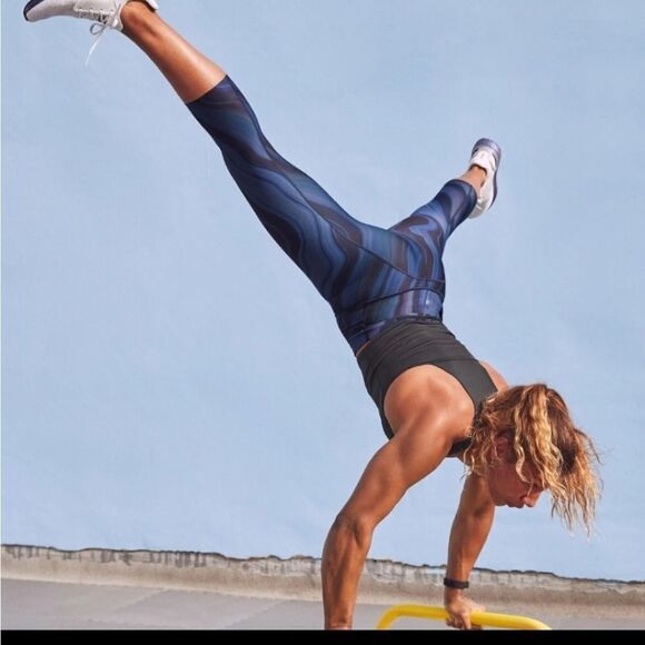 Athleta Accelerate Geode Legging - Picture 1 of 12